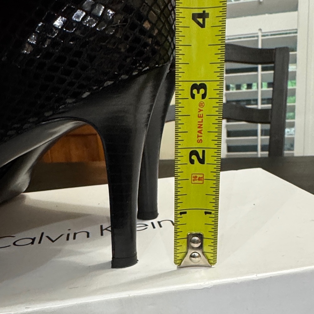 Calvin Klein Black Textured Peep-Toe Heels - Picture 7 of 8